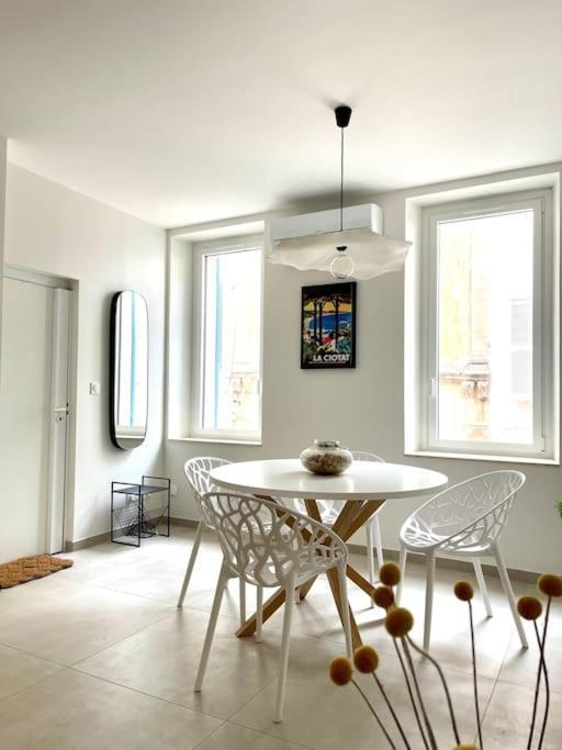 Appartement Moderne + Parking A 50M De La Mer La Ciotat Exterior foto